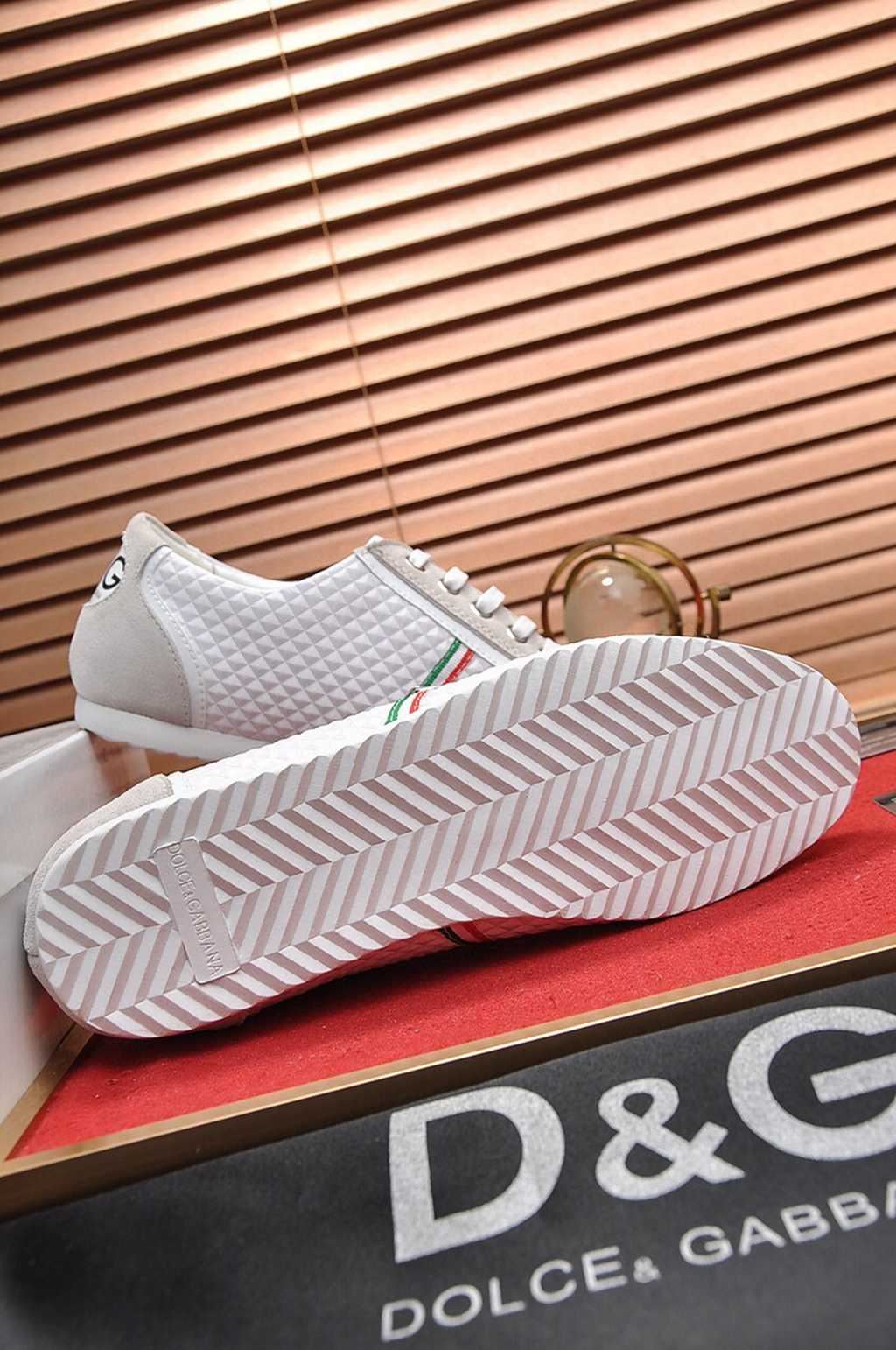 D*G sneaker